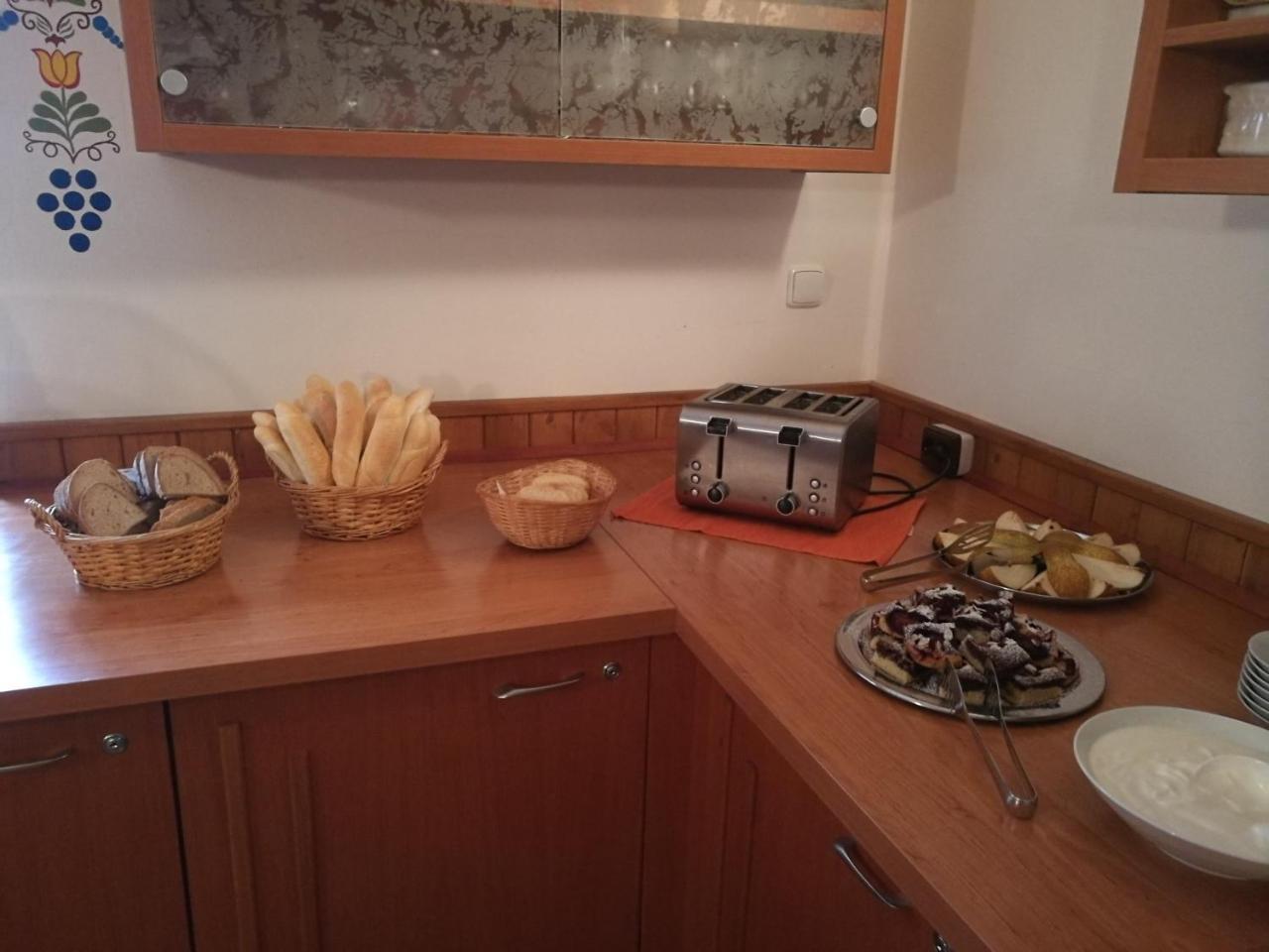 Penzion Kosik Tvrdonice Extérieur photo